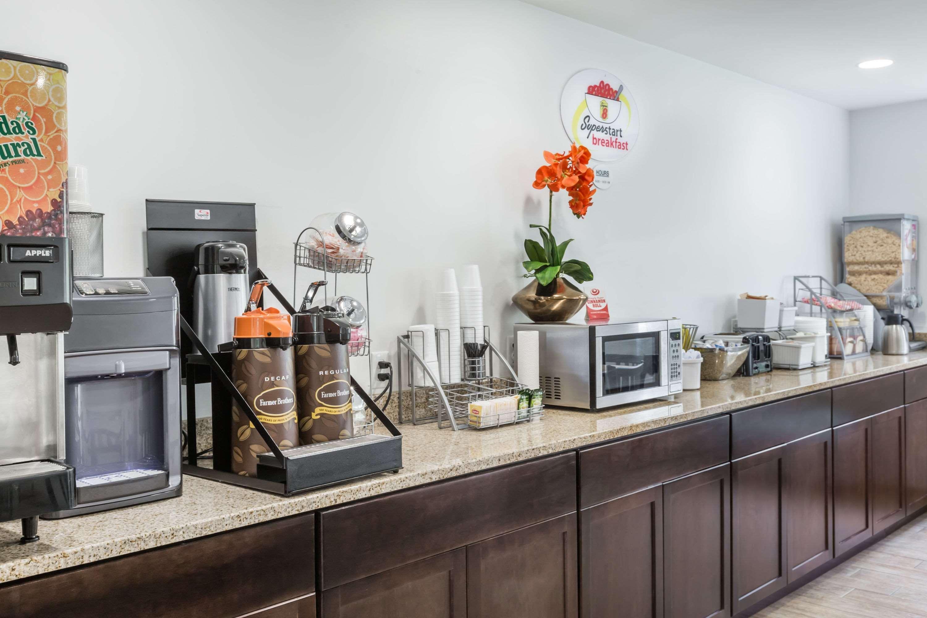 Fairbridge Inn Express Найак Экстерьер фото